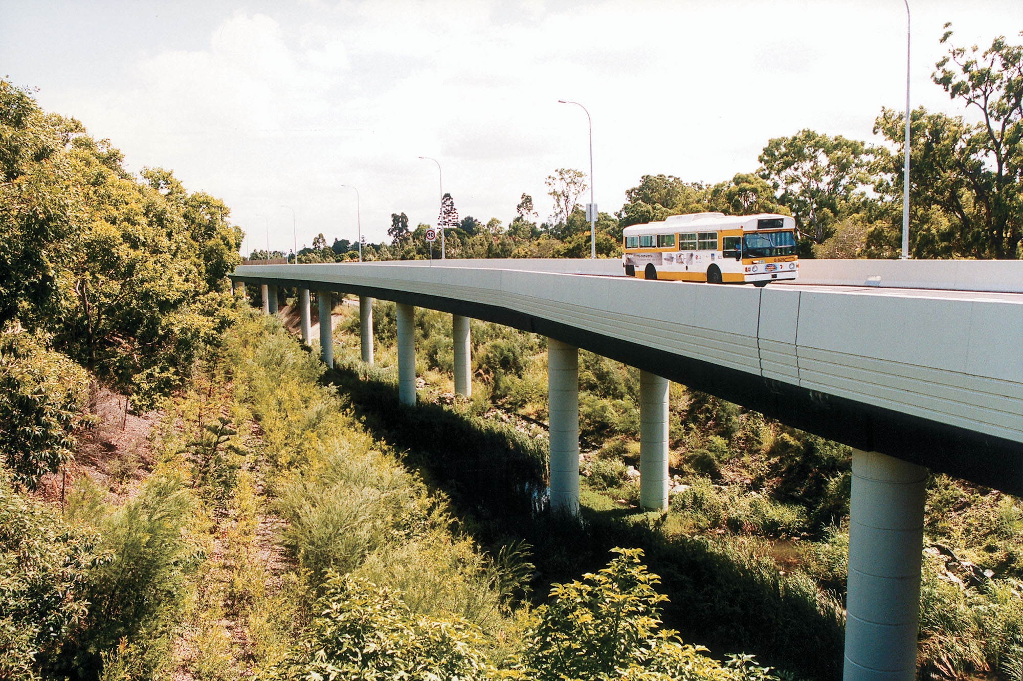 Fig. 22.31 An elevated busway in Brisbane, Australia, allows the system to maneuver through a sensitive greenway.