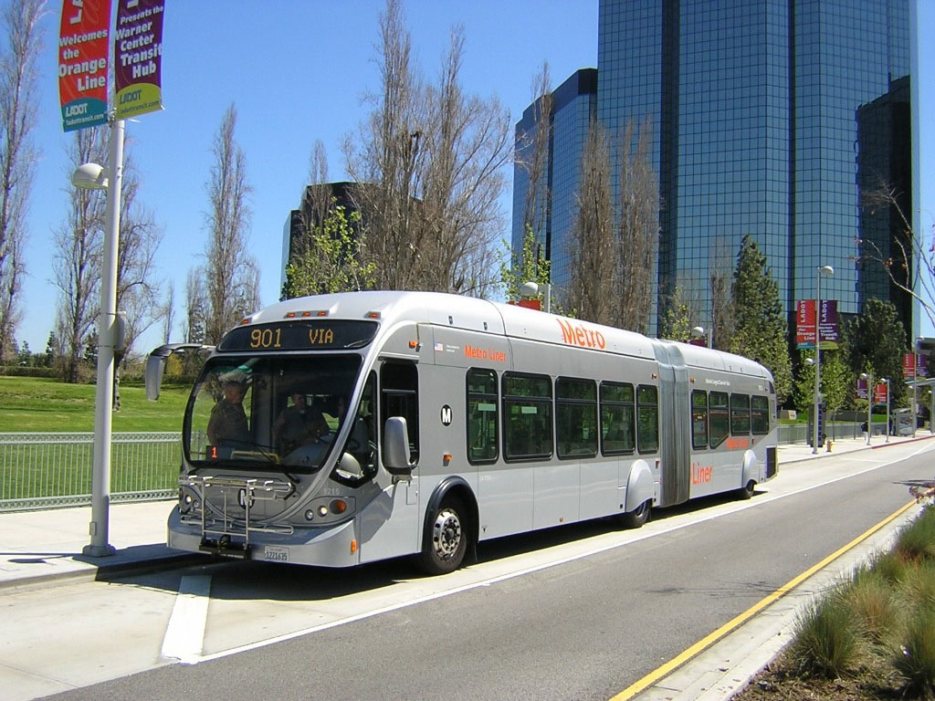 Автобус 1. Los Angeles Transit. Metro leaders.