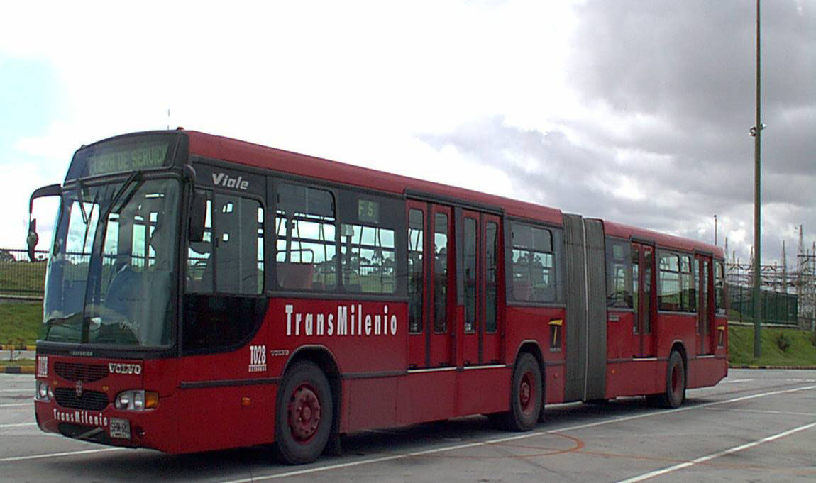 Fig. 20.20 Bogotá utilizes a four-door configuration that helps to reduce boarding and alighting times.