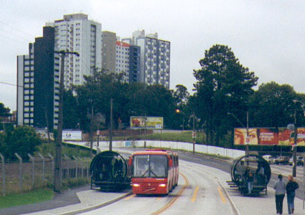 Fig. 22.11 Curitiba utilizes a variety of roadway configurations. Each street’s design depends on the local circumstances.