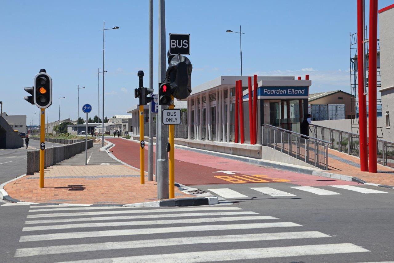 Fig. 22.58 An offset station in Cape Town, South Africa.